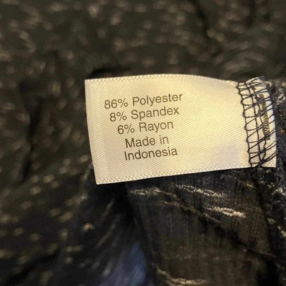 Lane Bryant navyand White Textured Surplice Top - Picture 6 of 6